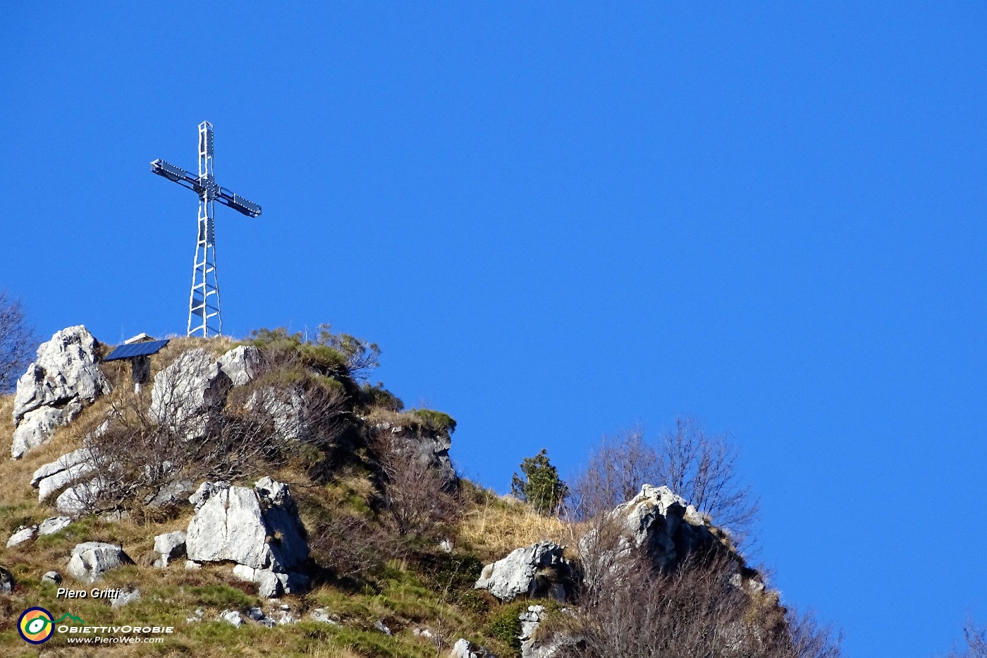 38 Zoom verso la croce .JPG